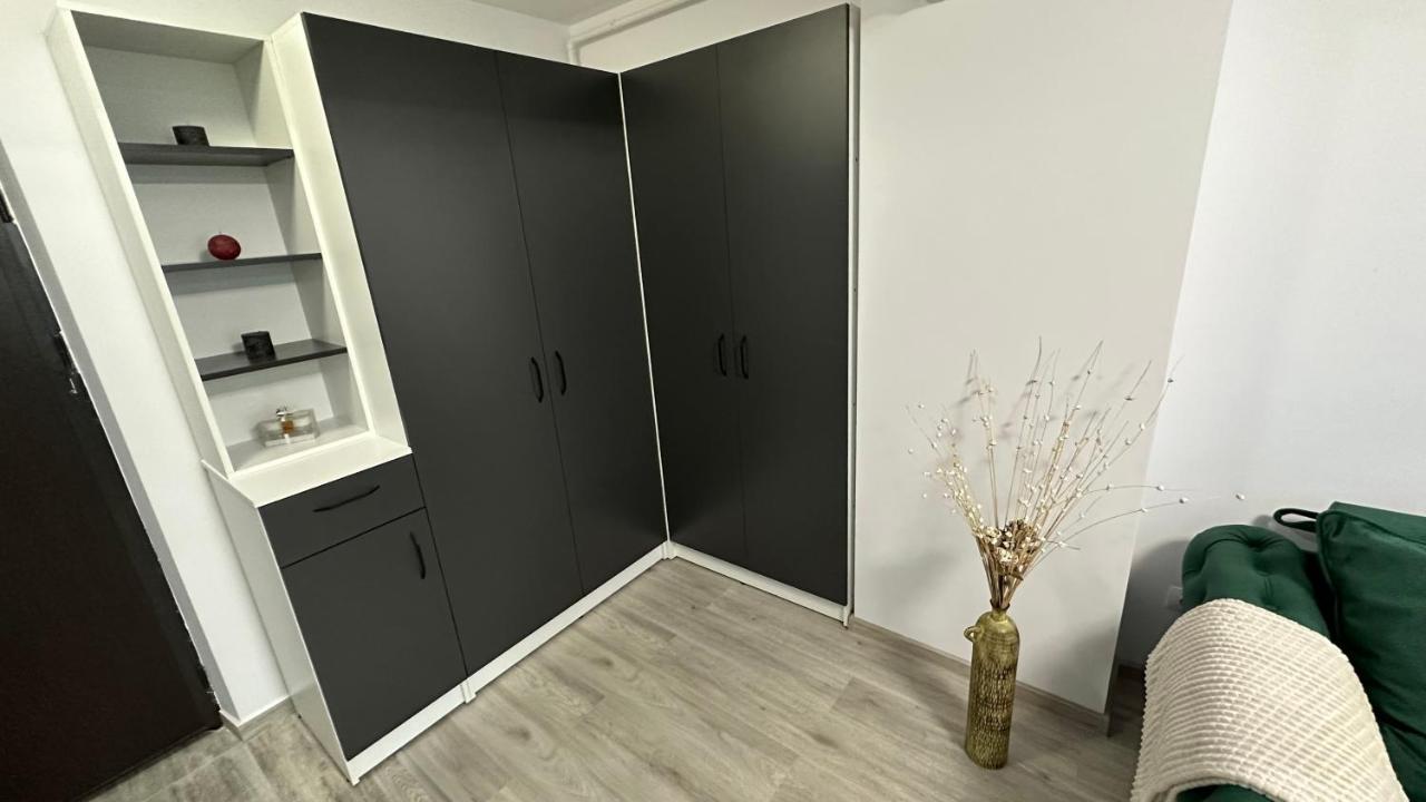 Apartament Lux Bacovia 2 Apartment บาเคา ภายนอก รูปภาพ