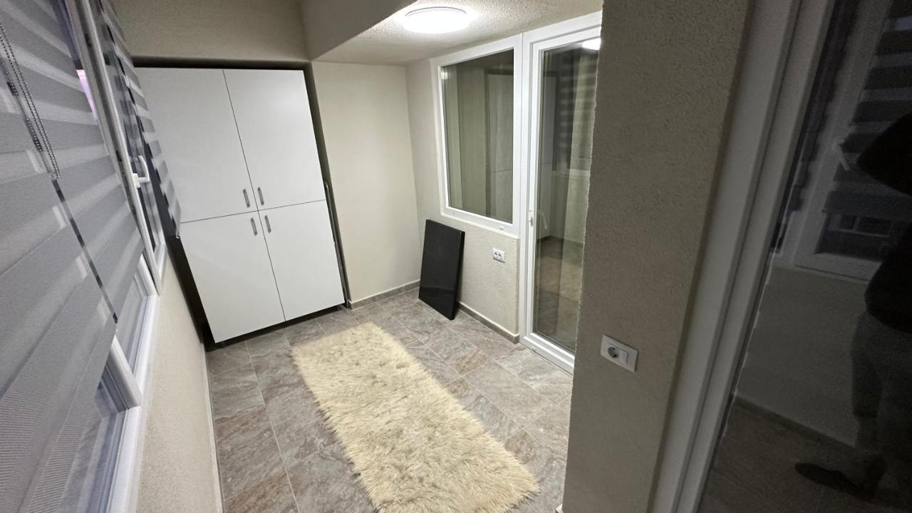 Apartament Lux Bacovia 2 Apartment บาเคา ภายนอก รูปภาพ
